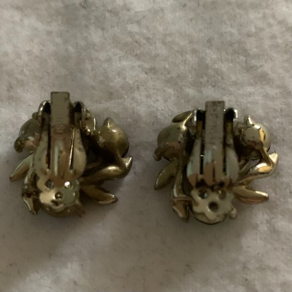 Vintage ‘Pinwheel Leaves” Clip  Dark Purply/Deep Blue Crystals - Picture 6 of 6